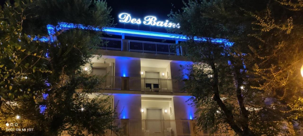 Hotel Des Bains Cattolica Bagian luar foto